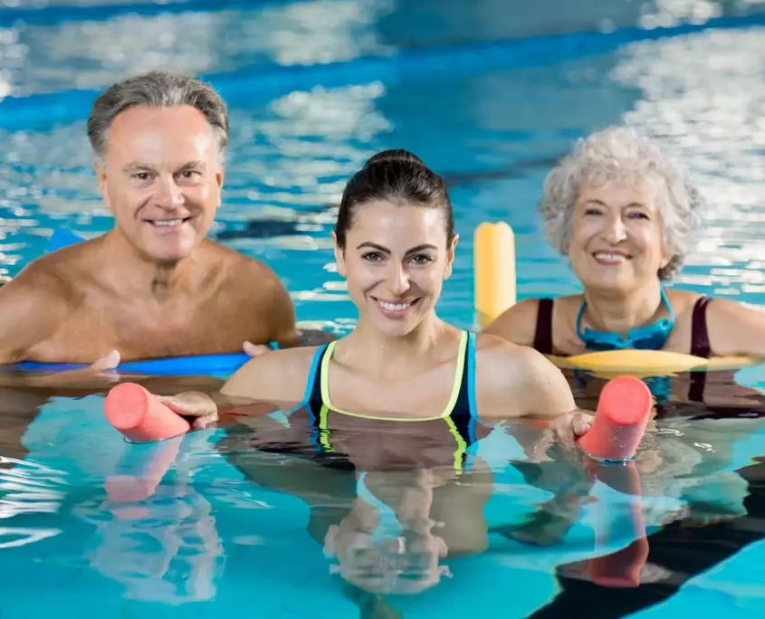 Rytmické cvičení ve vodě vhodné pro všechny věkové kategorie